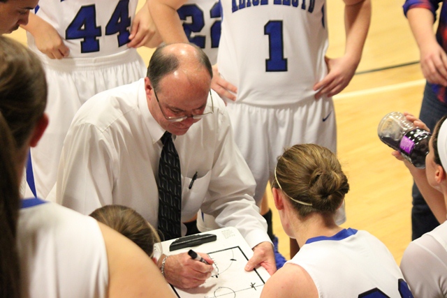 Lady Eagles Pick Up Huge Conference Wins