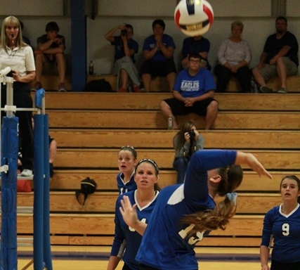 Lady Eagles Play Weekend Series at Midway