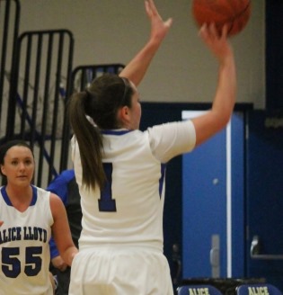 Lady Eagles Get By Berea, 85-83, Retain #1 Ranking