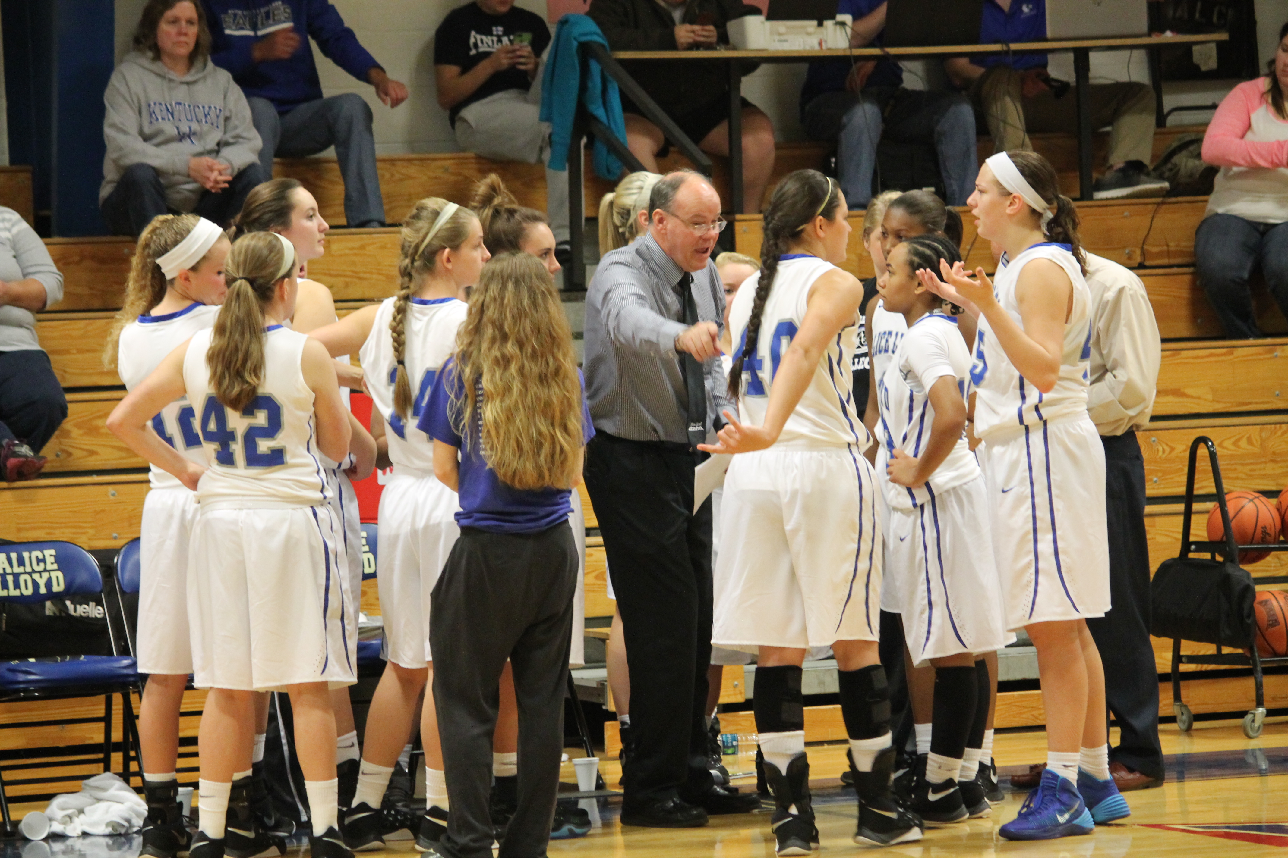 Alice Lloyd Lady Eagles Fall in Conference Opener