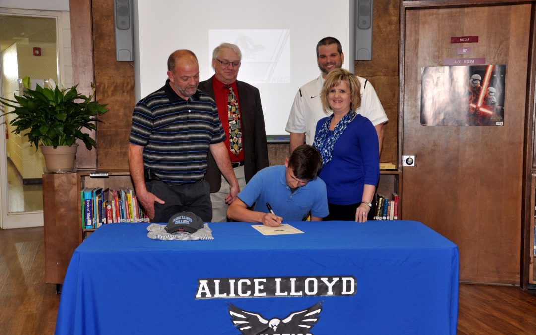Golf Signs Isaiah Penley