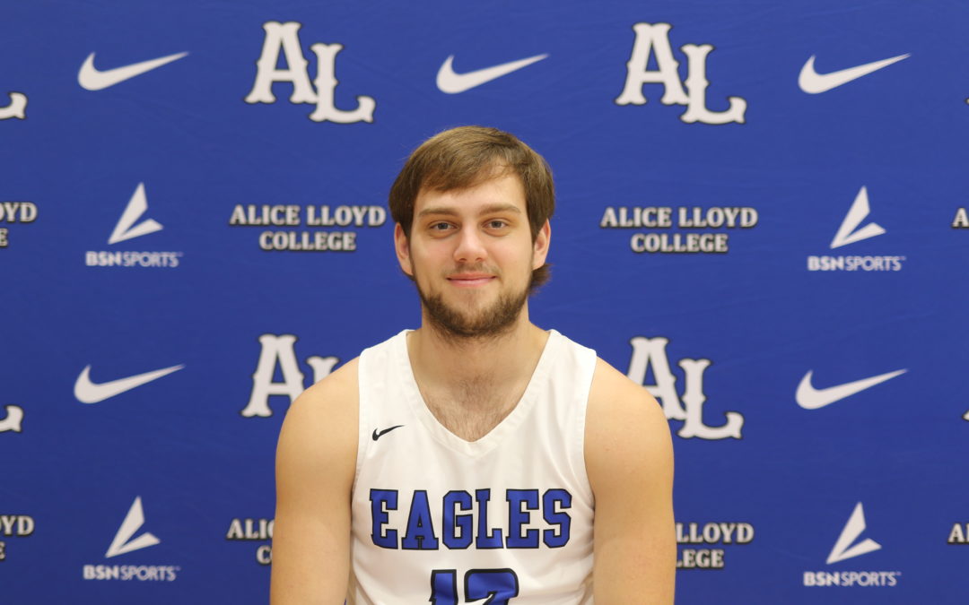 Men’s Student-Athlete of the Week: Noah Young